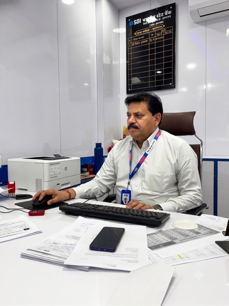 Shri Vijay Gunawat